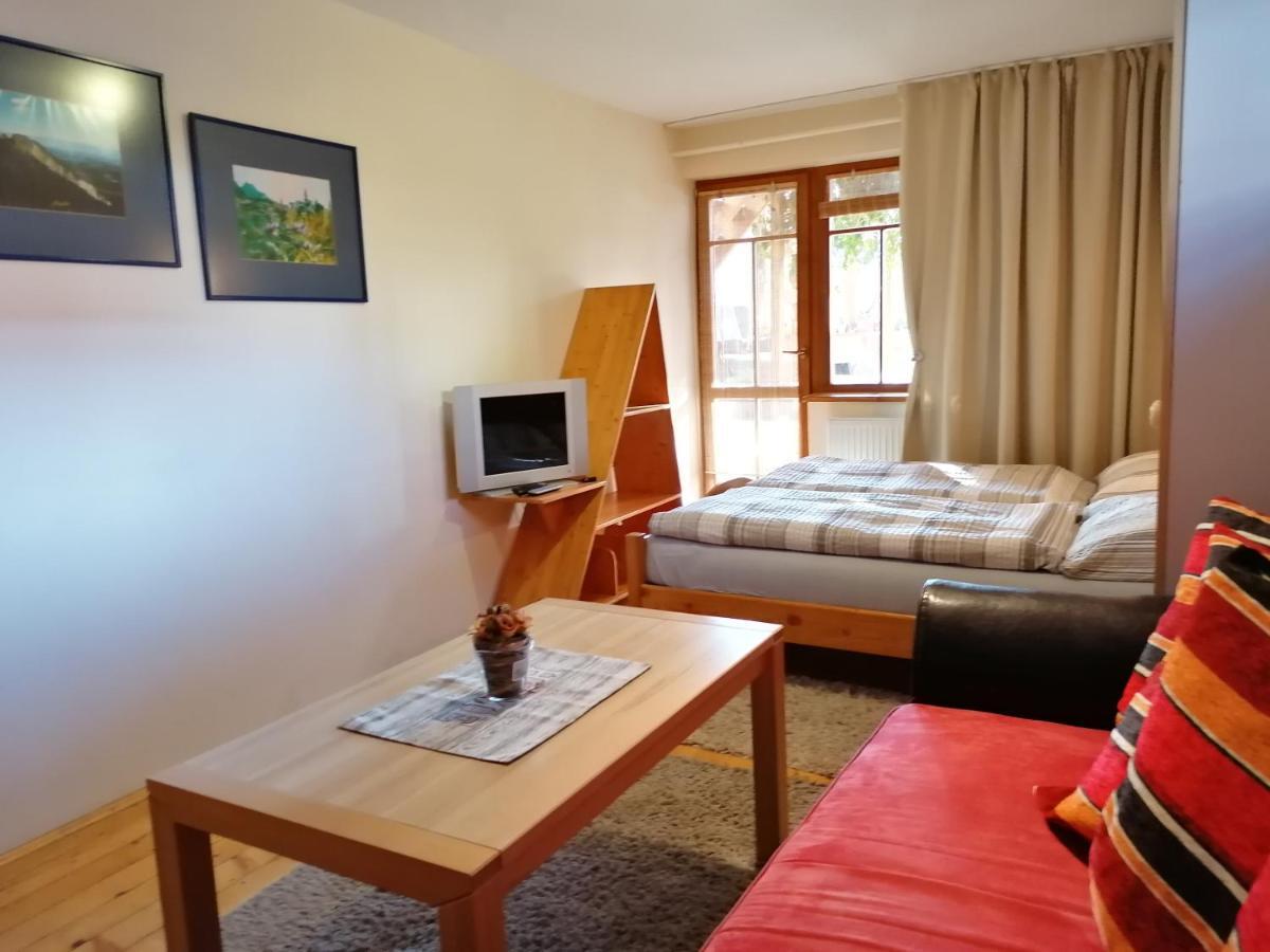 Family House - Apartmany Zuzana Stara Lesna Bagian luar foto